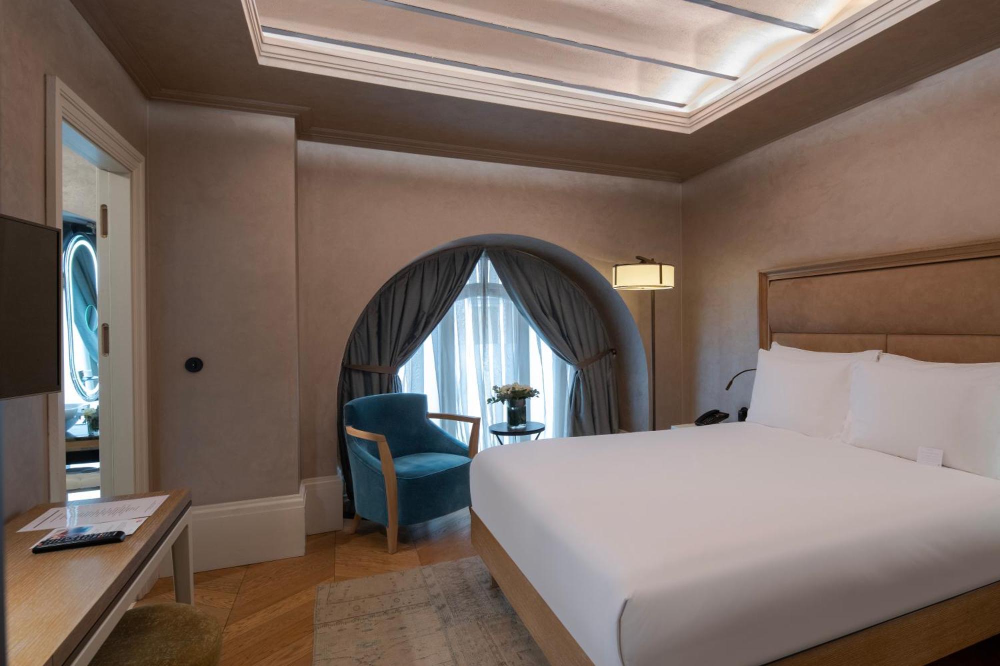 10 Karakoy Hotel Istanbul Ngoại thất bức ảnh Deluxe Room