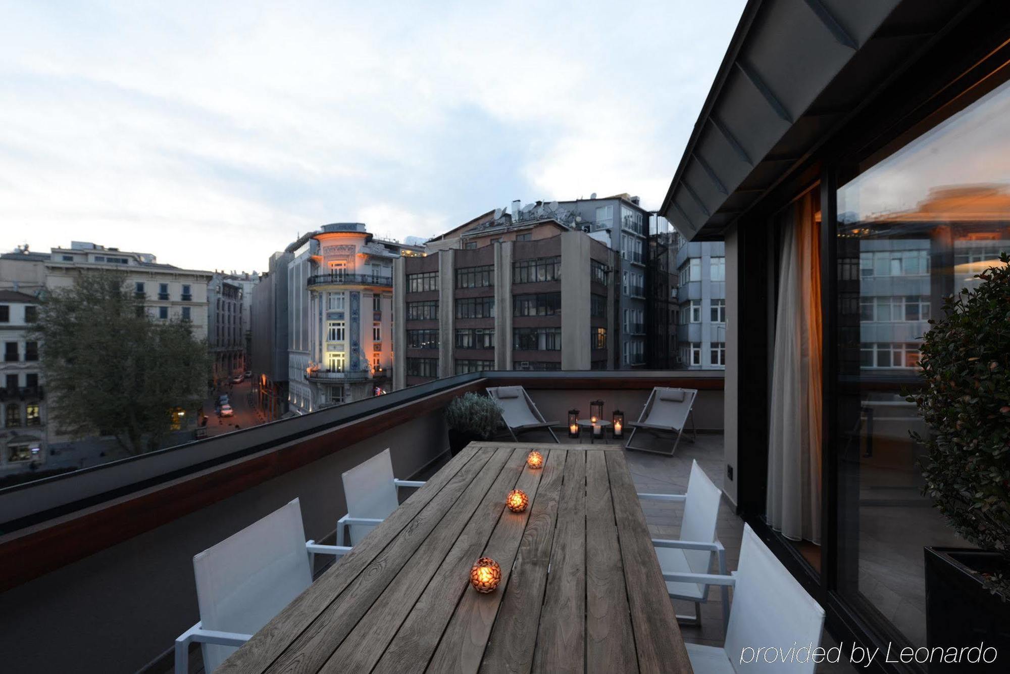 10 Karakoy Hotel Istanbul Ngoại thất bức ảnh Rooftop terrace