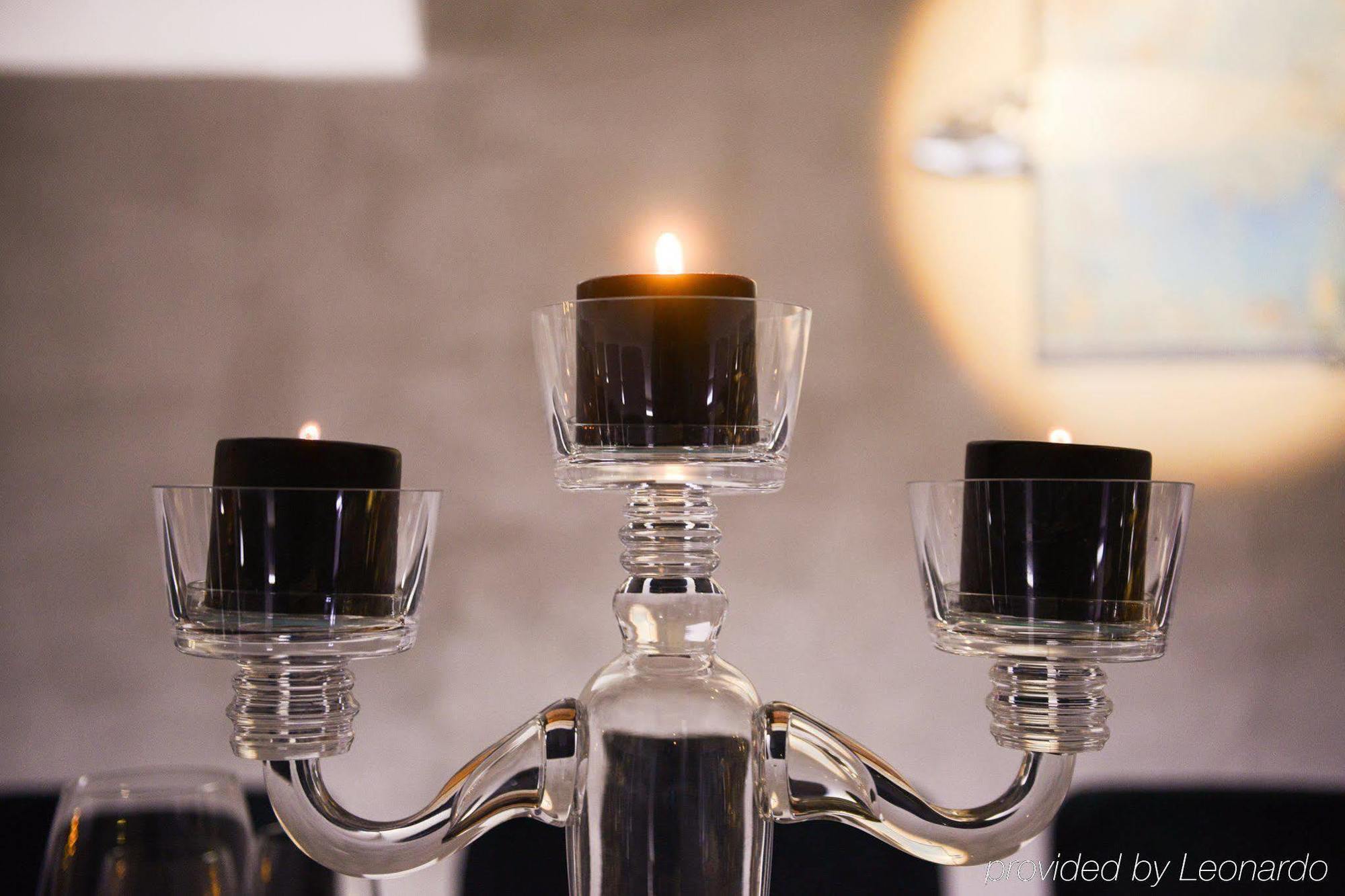 10 Karakoy Hotel Istanbul Ngoại thất bức ảnh A candle holder
